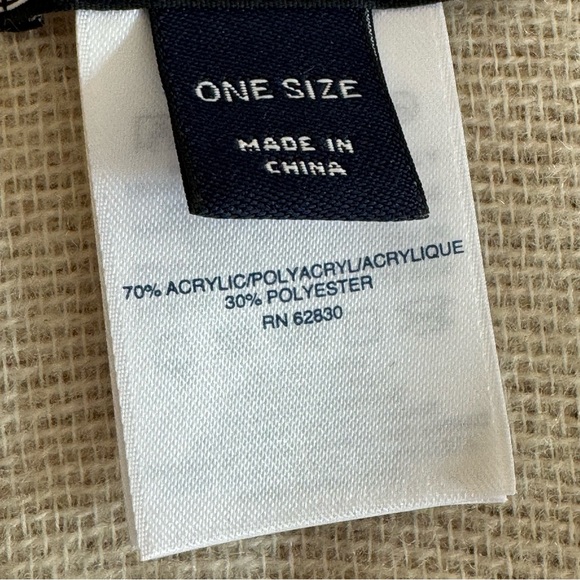 Lands’ End Color-block Shawl Wrap in Blush - Picture 4 of 5